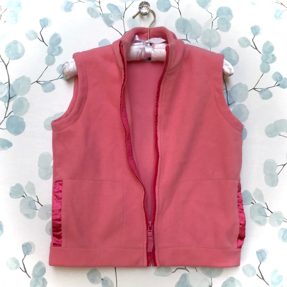 New Legends Kids Coral Peach Pink Sleeveless Fleece Vest with Pockets & Zipper